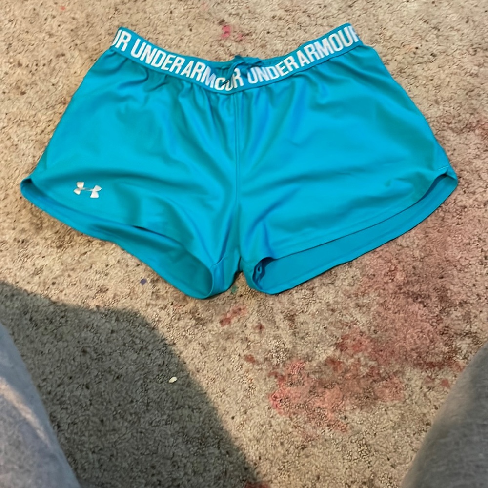 Women shorts blue and size M